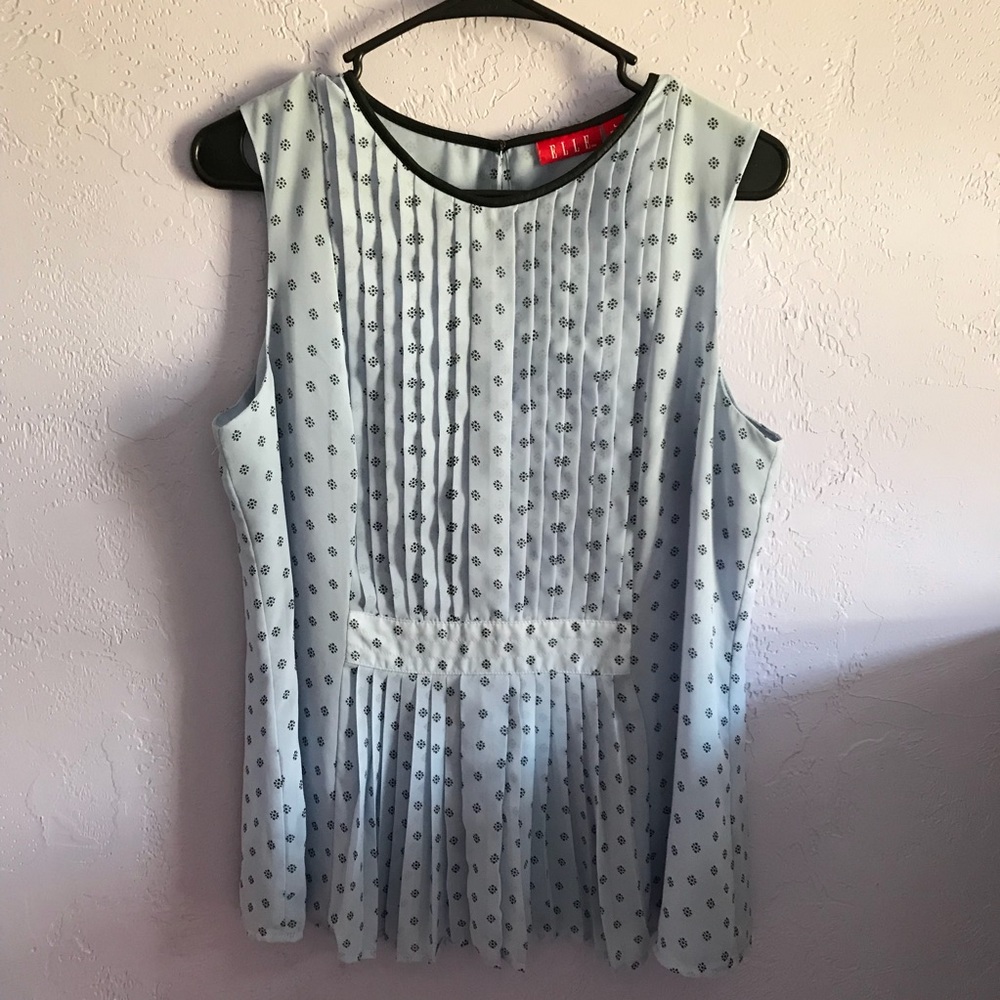 Sleeveless Pleated Top